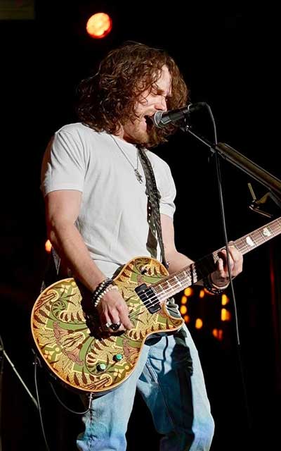 Christopher Shayne - Vocals & Guitar Image